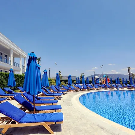 Grand Europa Resort, Affiliated By Melia Θέρετρο
