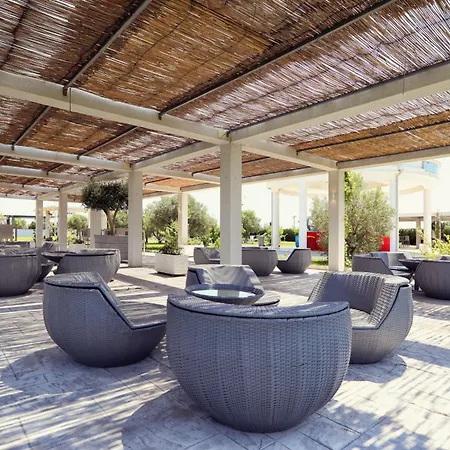 Grand Europa Resort, Affiliated By Melia Hotell Velipojë