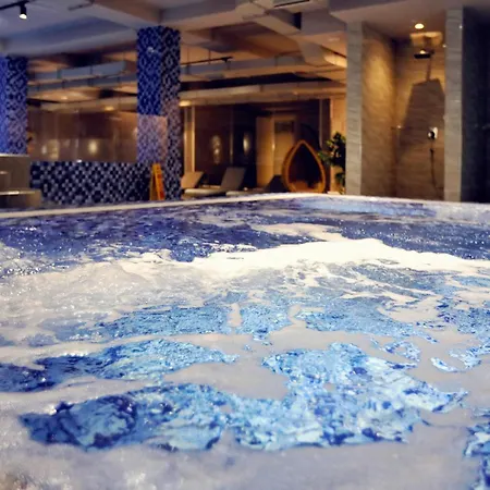 Grand Europa Resort, Affiliated By Melia Hotell
